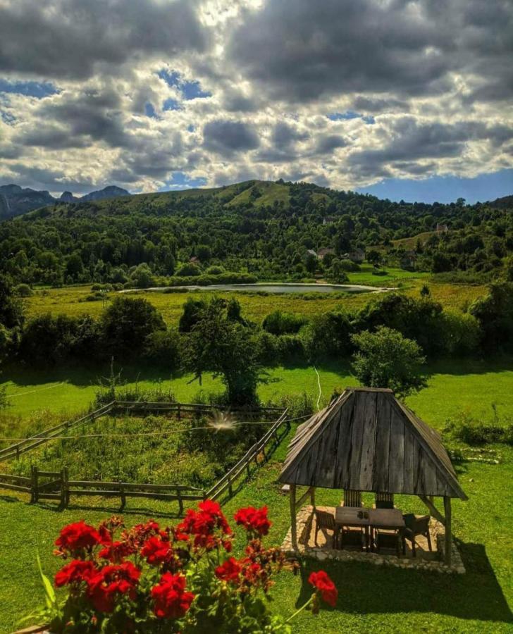 Eco Village Nevidio Poscenje Exterior photo